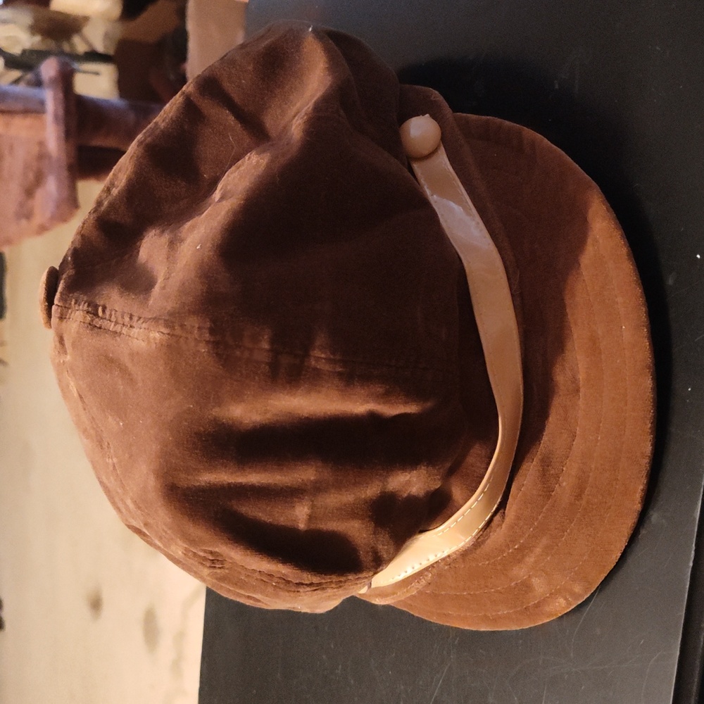 Women's hat